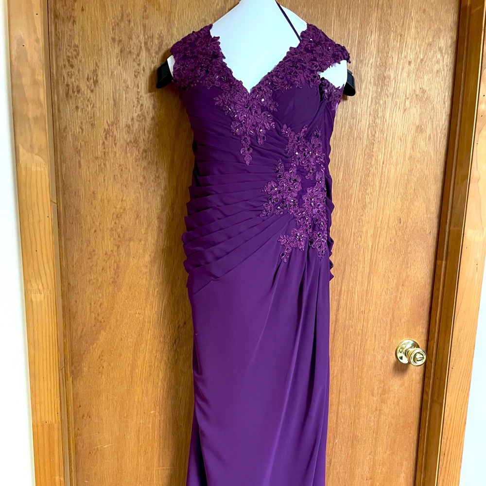 Madeline Gardner New York gown